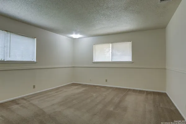 $1,700 | 641 Richfield Drive, Windcrest, TX 78239