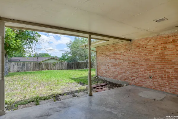 $1,700 | 641 Richfield Drive, Windcrest, TX 78239