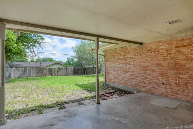 $1,700 | 641 Richfield Drive, Windcrest, TX 78239