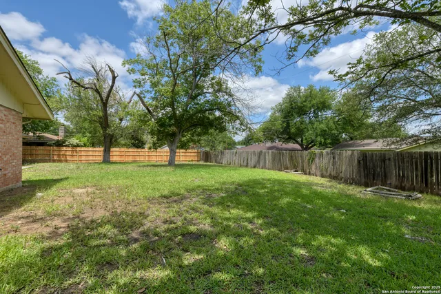 $1,700 | 641 Richfield Drive, Windcrest, TX 78239