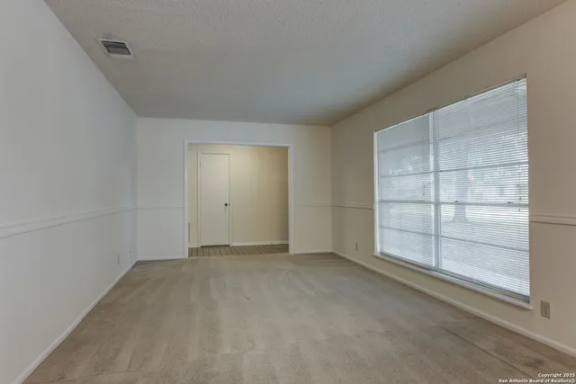 $1,700 | 641 Richfield Drive, Windcrest, TX 78239