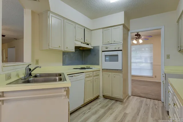 $1,700 | 641 Richfield Drive, Windcrest, TX 78239