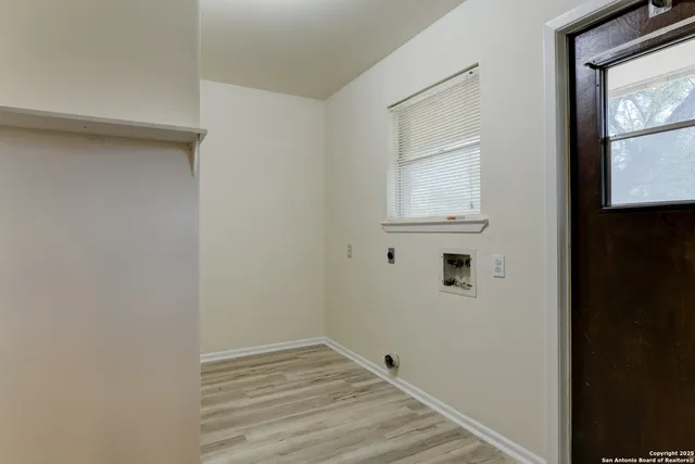 $1,700 | 641 Richfield Drive, Windcrest, TX 78239