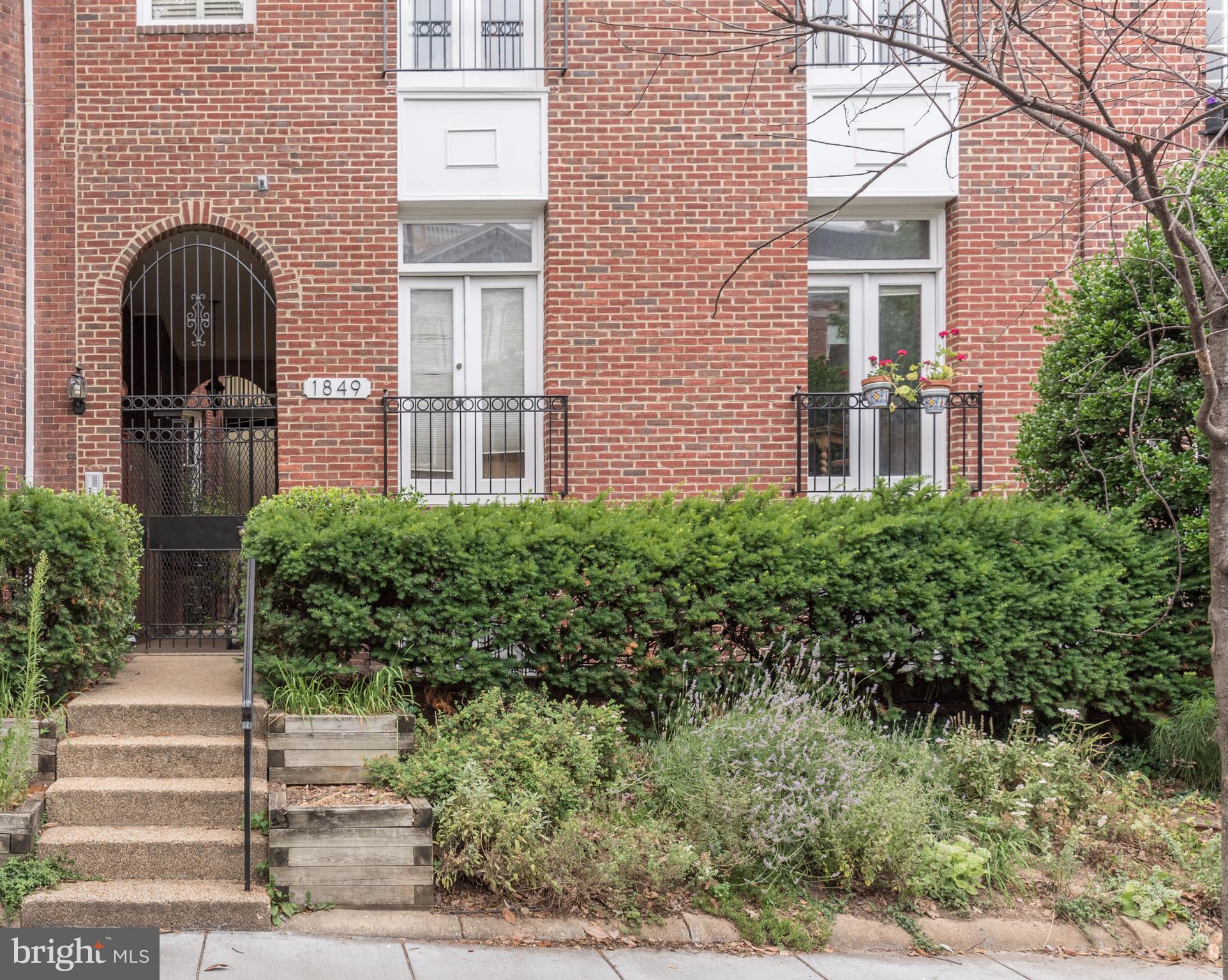 1849 Kalorama Road Northwest, Unit 3 Washington, DC 20009 - Photo 18 of 18 Exterior (Front)