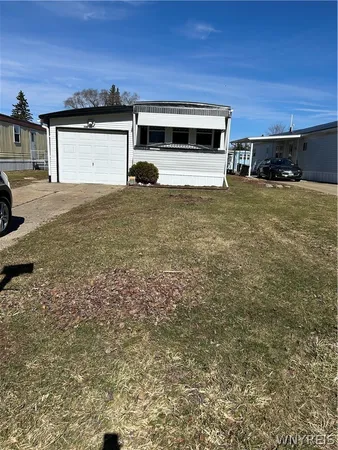 $27,900 | 1072 Creekside Drive, Evans, NY 14047