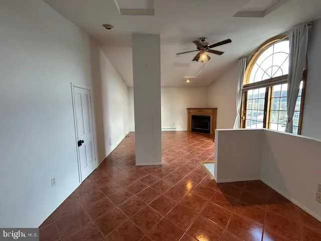 $1,695 | 161 North 3rd Street, Mount Wolf, PA 17347