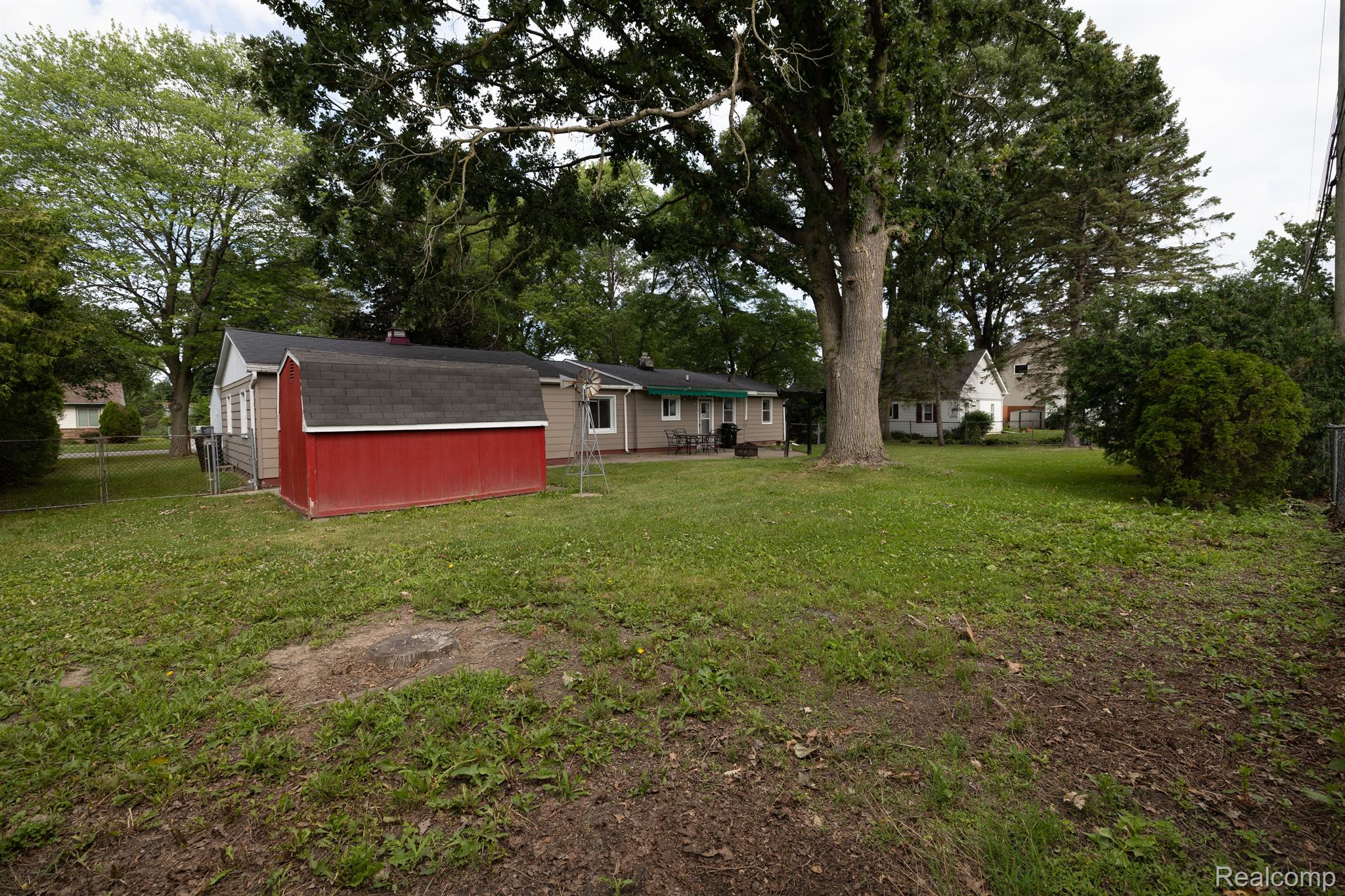 2845 Simpson Drive Rochester, MI 48309 - Photo 32 of 32 Shed for additional storage
