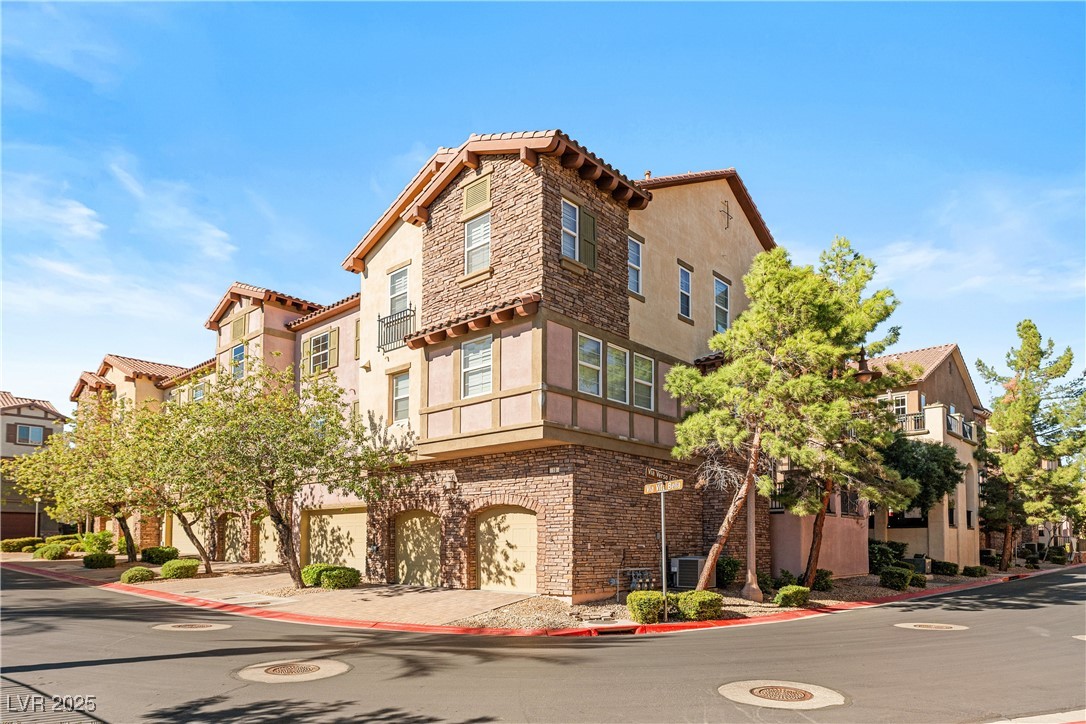 8 Via VIta Bella Henderson, NV 89011 - Photo 48 of 62