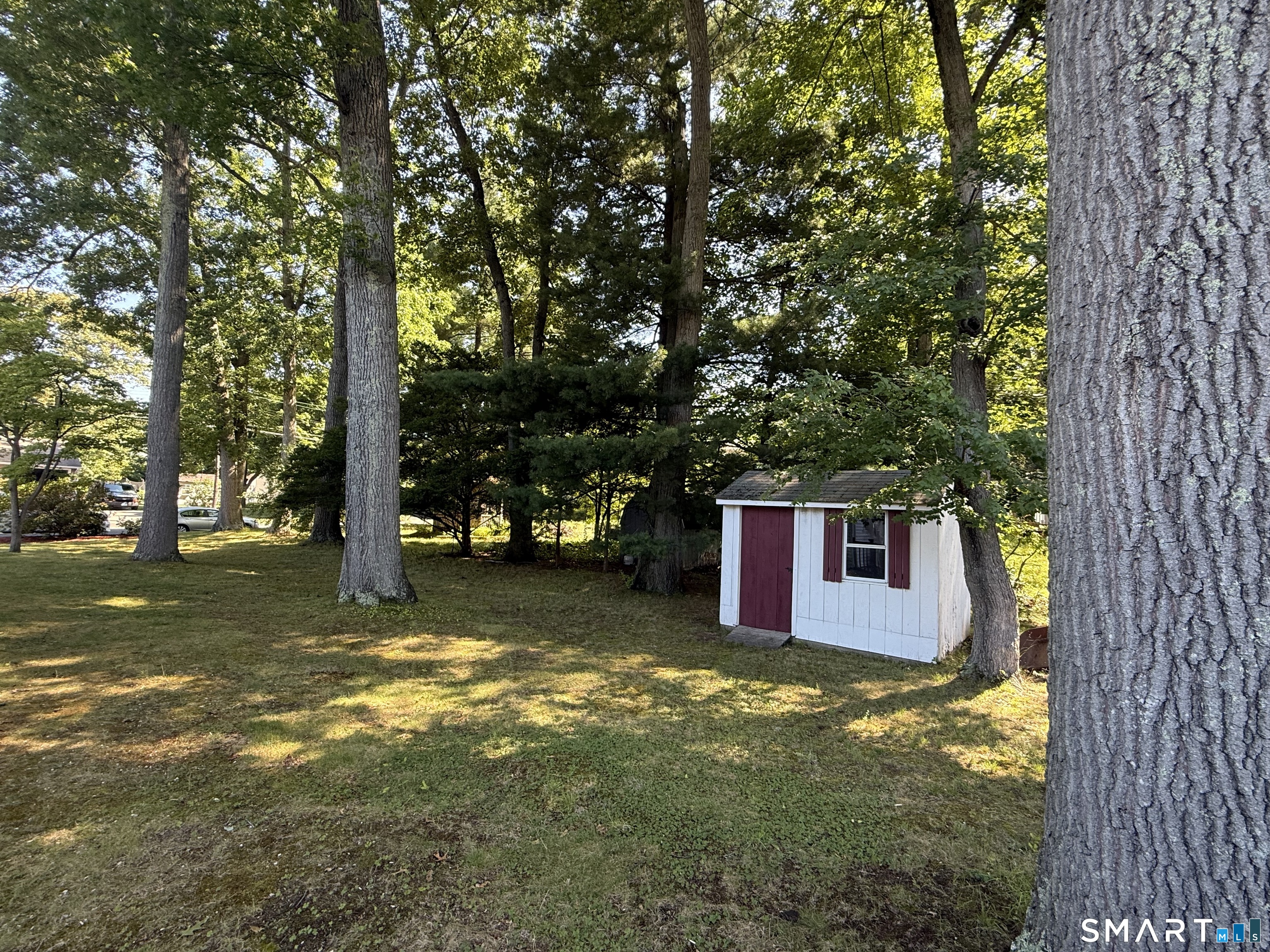 22 Cavan Road East Hartford, CT 06118 - Photo 18 of 22 Private yard