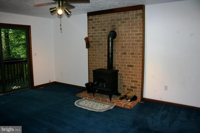 2191 Glenfield Road Annapolis, MD 21401 - Photo 2 of 22 Family Room