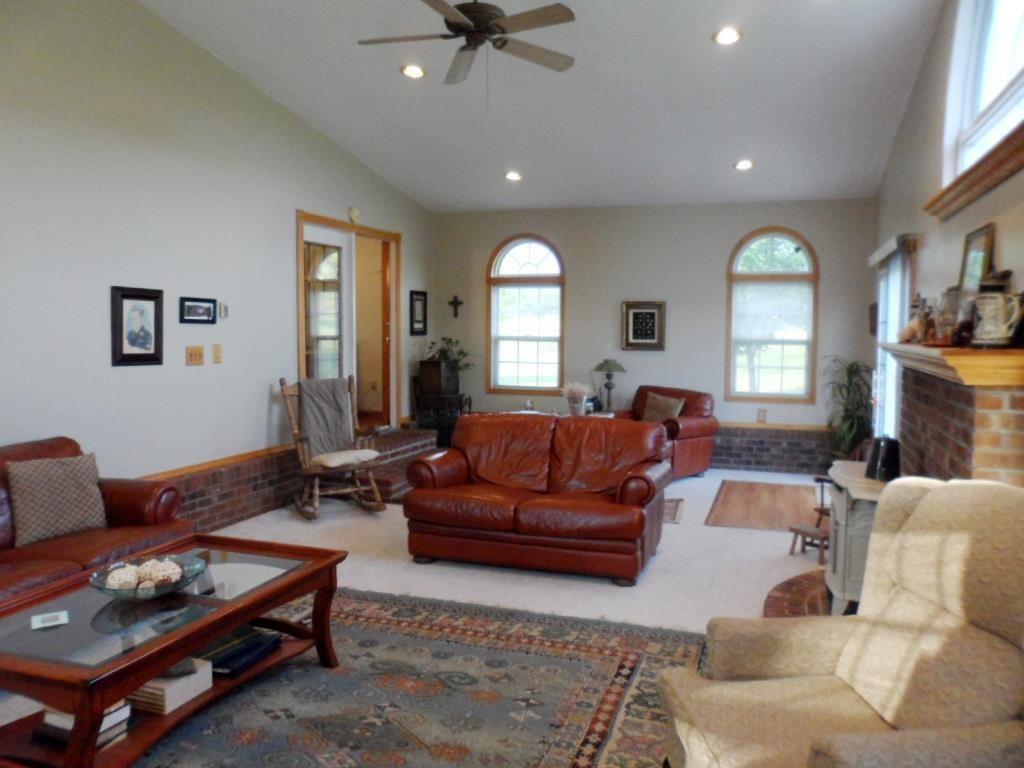 1084 Jefferson Road Waynesburg, PA 15370 - Photo 4 of 22 Gallery Image 4