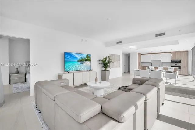 $22,500 | 151 North Seabreeze Boulevard, Unit 702, Fort Lauderdale, FL 33304