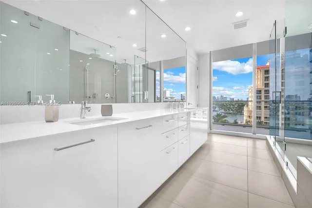 $22,500 | 151 North Seabreeze Boulevard, Unit 702, Fort Lauderdale, FL 33304