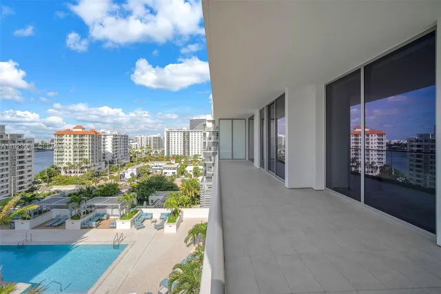 $22,500 | 151 North Seabreeze Boulevard, Unit 702, Fort Lauderdale, FL 33304