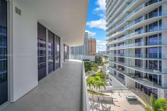 $22,500 | 151 North Seabreeze Boulevard, Unit 702, Fort Lauderdale, FL 33304