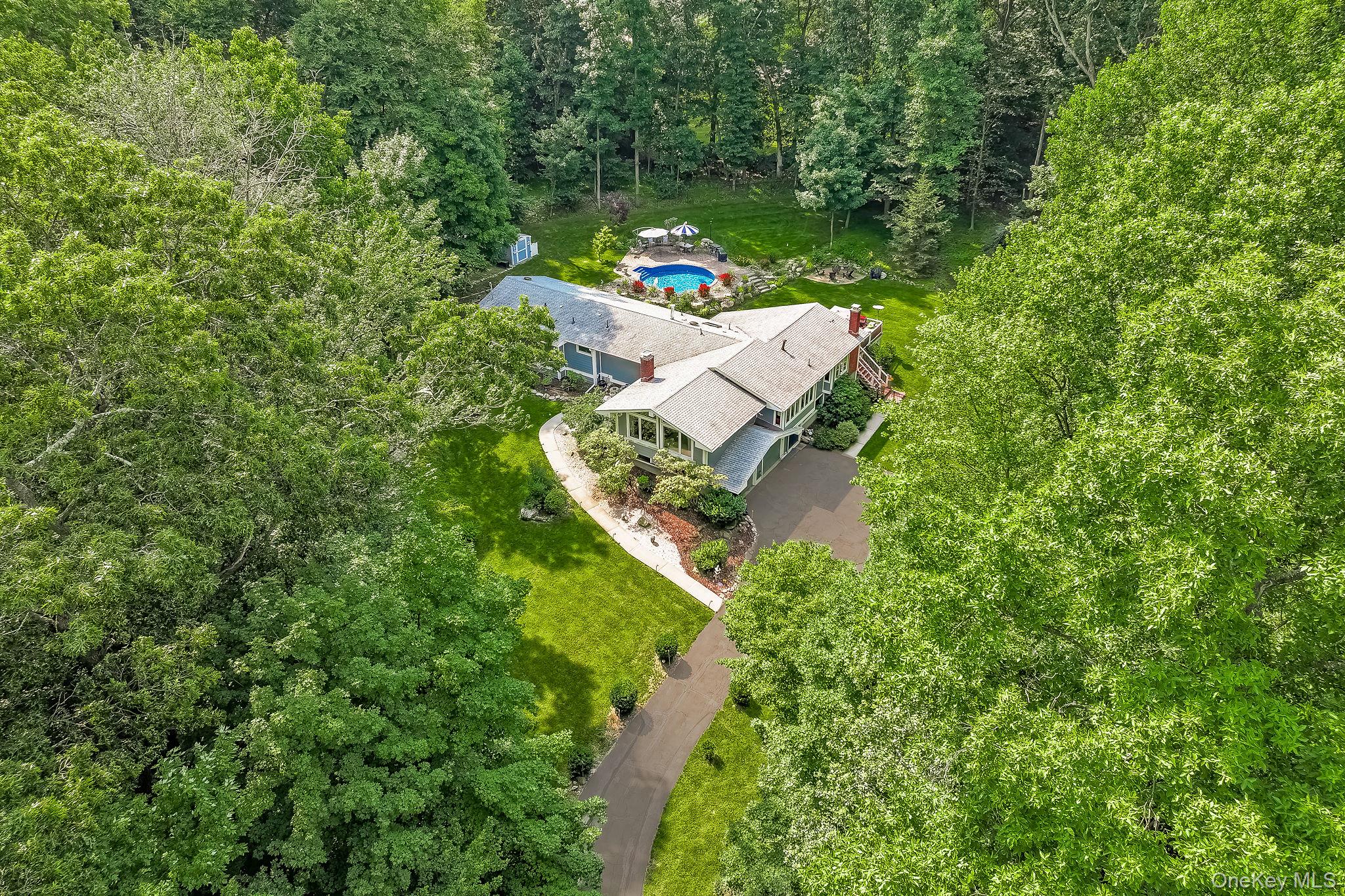 10 Longbow Road Suffern, NY 10901 - Photo 1 of 27