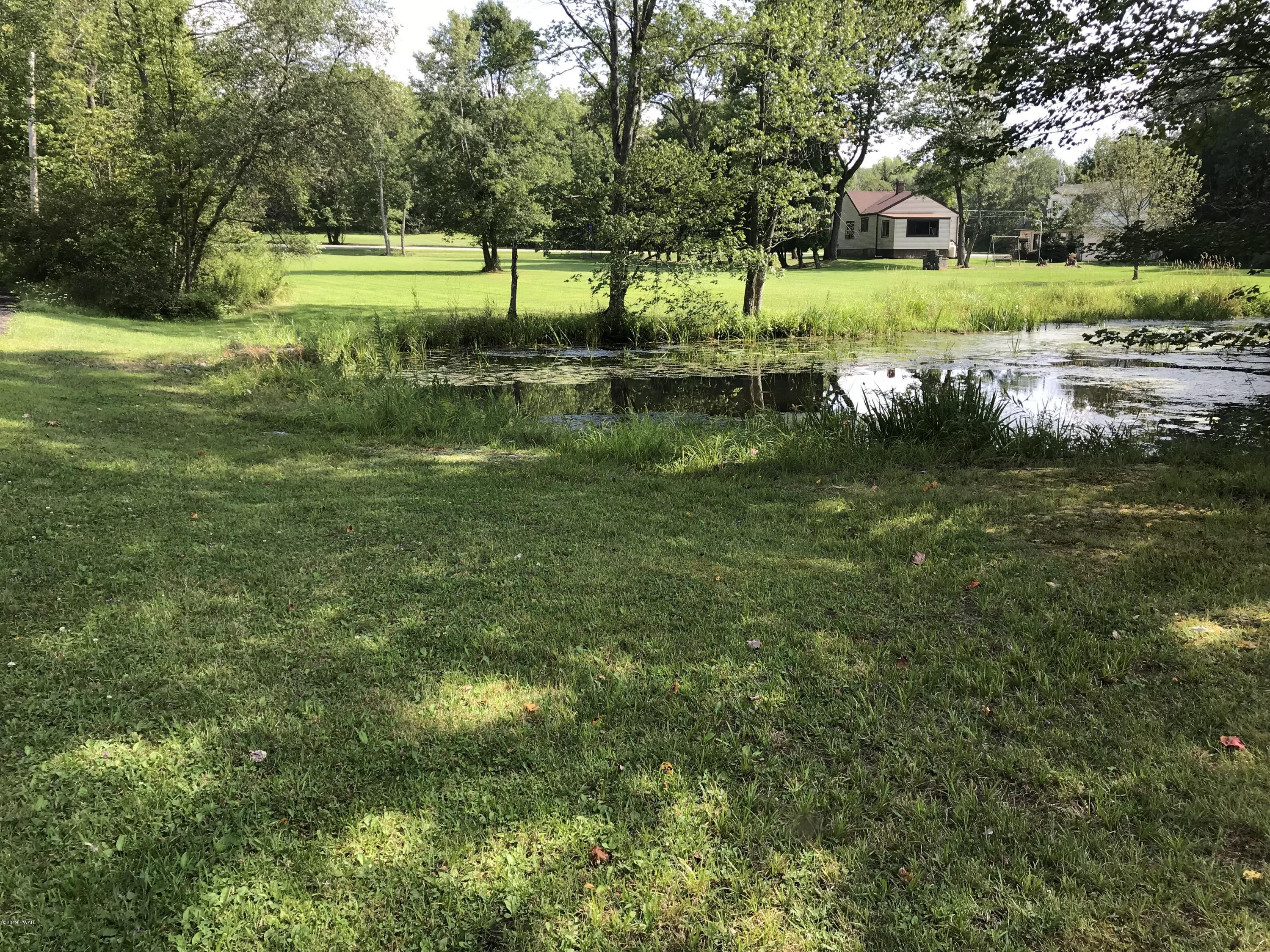 590 Rose Road Lake Ariel, PA 18436 - Photo 2 of 10