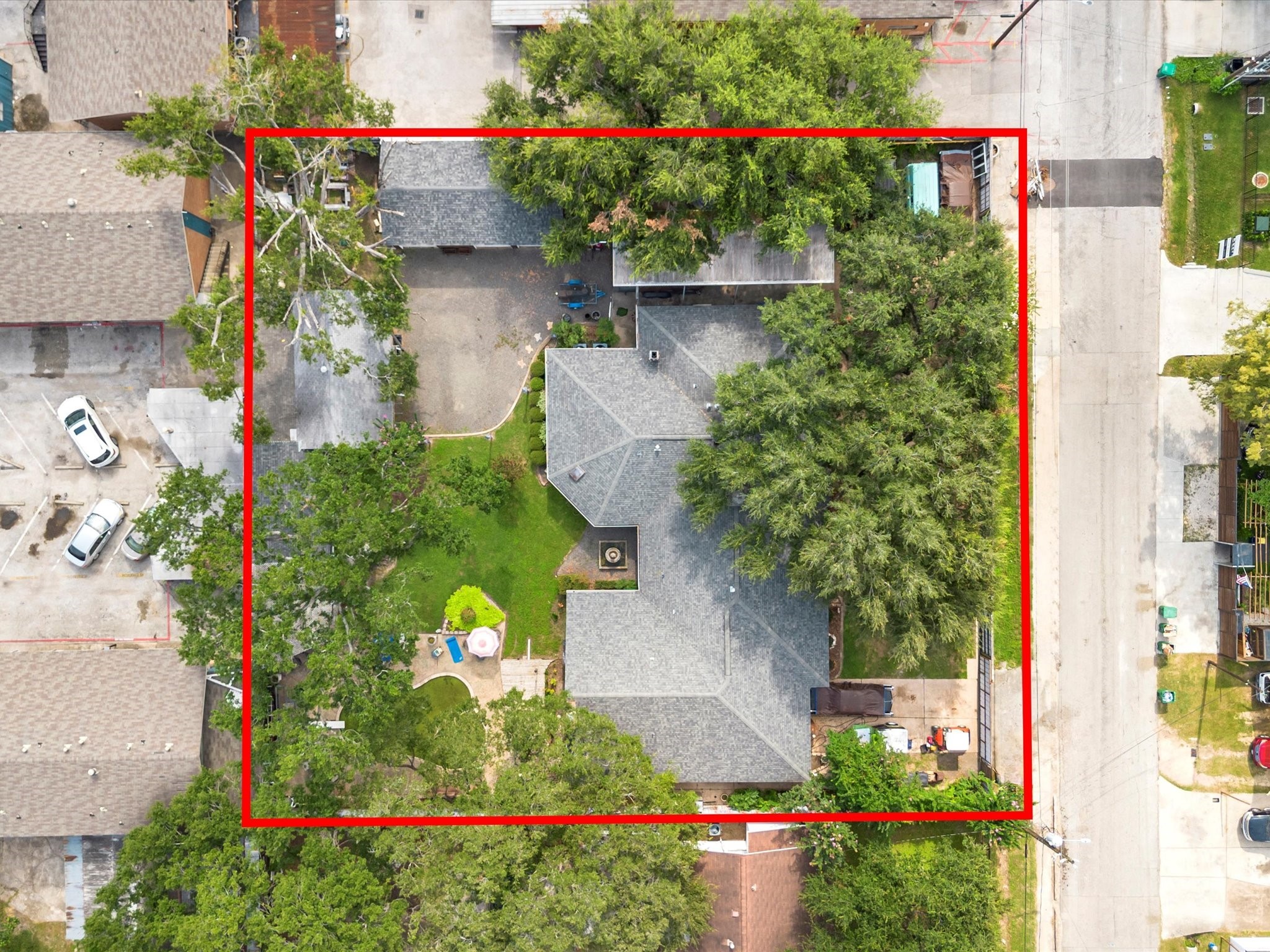 810 Martin Street Houston, TX 77018 - Photo 2 of 31 Aerial view