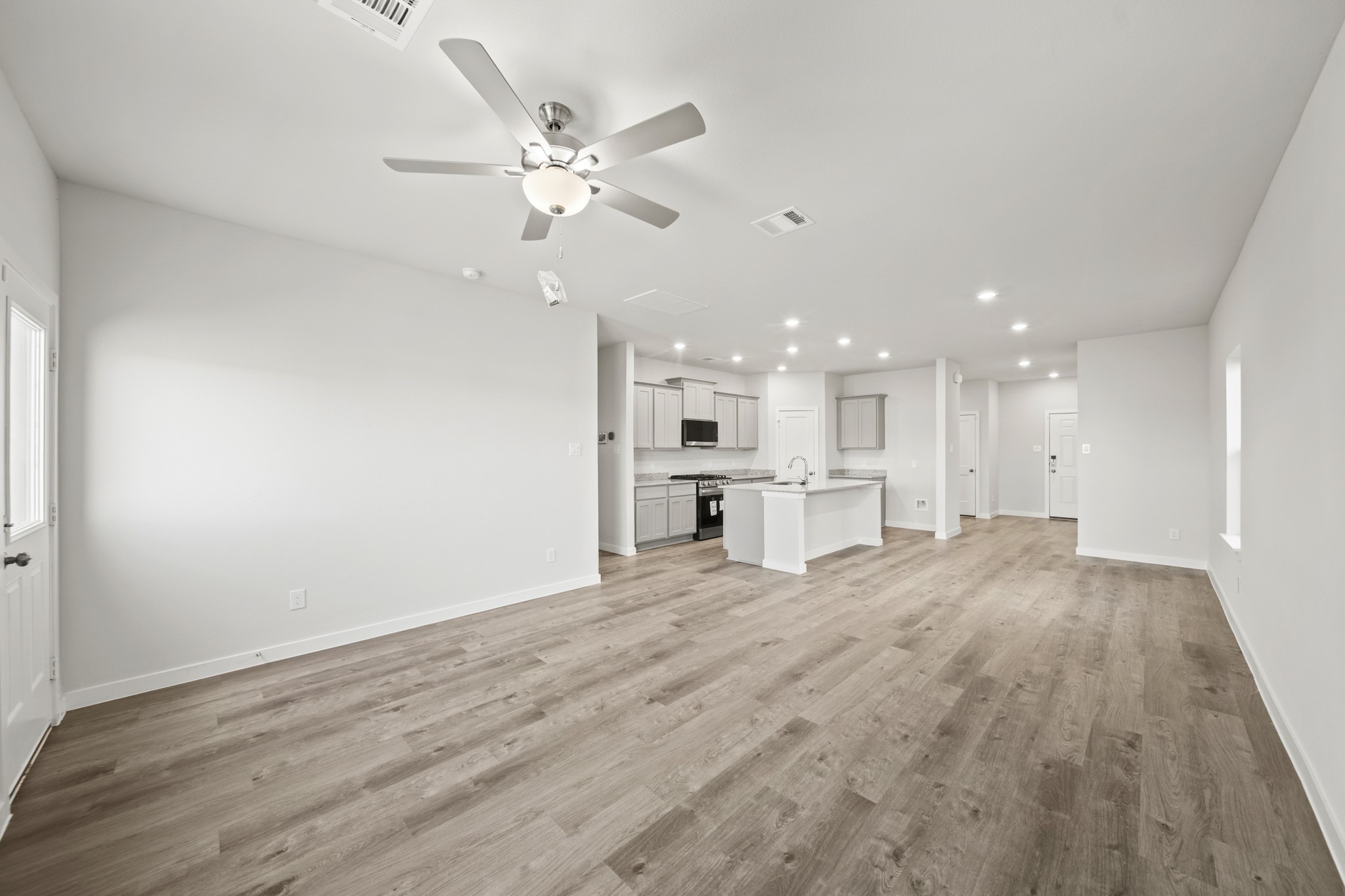 314 Bennett Street Angleton, TX 77515 - Photo 9 of 27