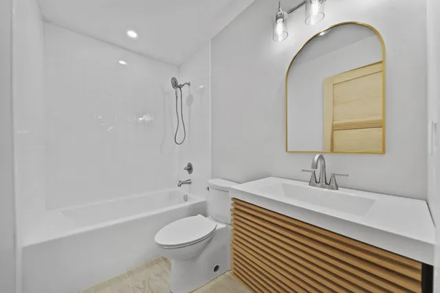 $739,900 | 1865 Lindsey Road, Clarklake, MI 49234