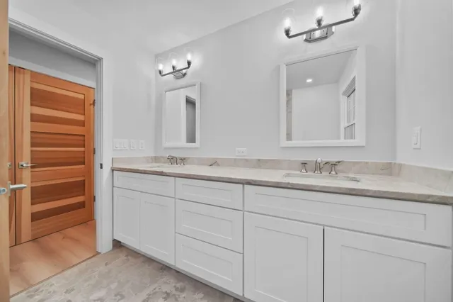 $739,900 | 1865 Lindsey Road, Clarklake, MI 49234