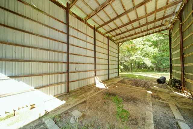 $739,900 | 1865 Lindsey Road, Clarklake, MI 49234