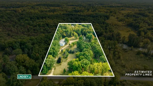 $739,900 | 1865 Lindsey Road, Clarklake, MI 49234