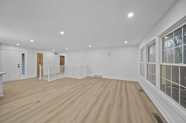 $739,900 | 1865 Lindsey Road, Clarklake, MI 49234