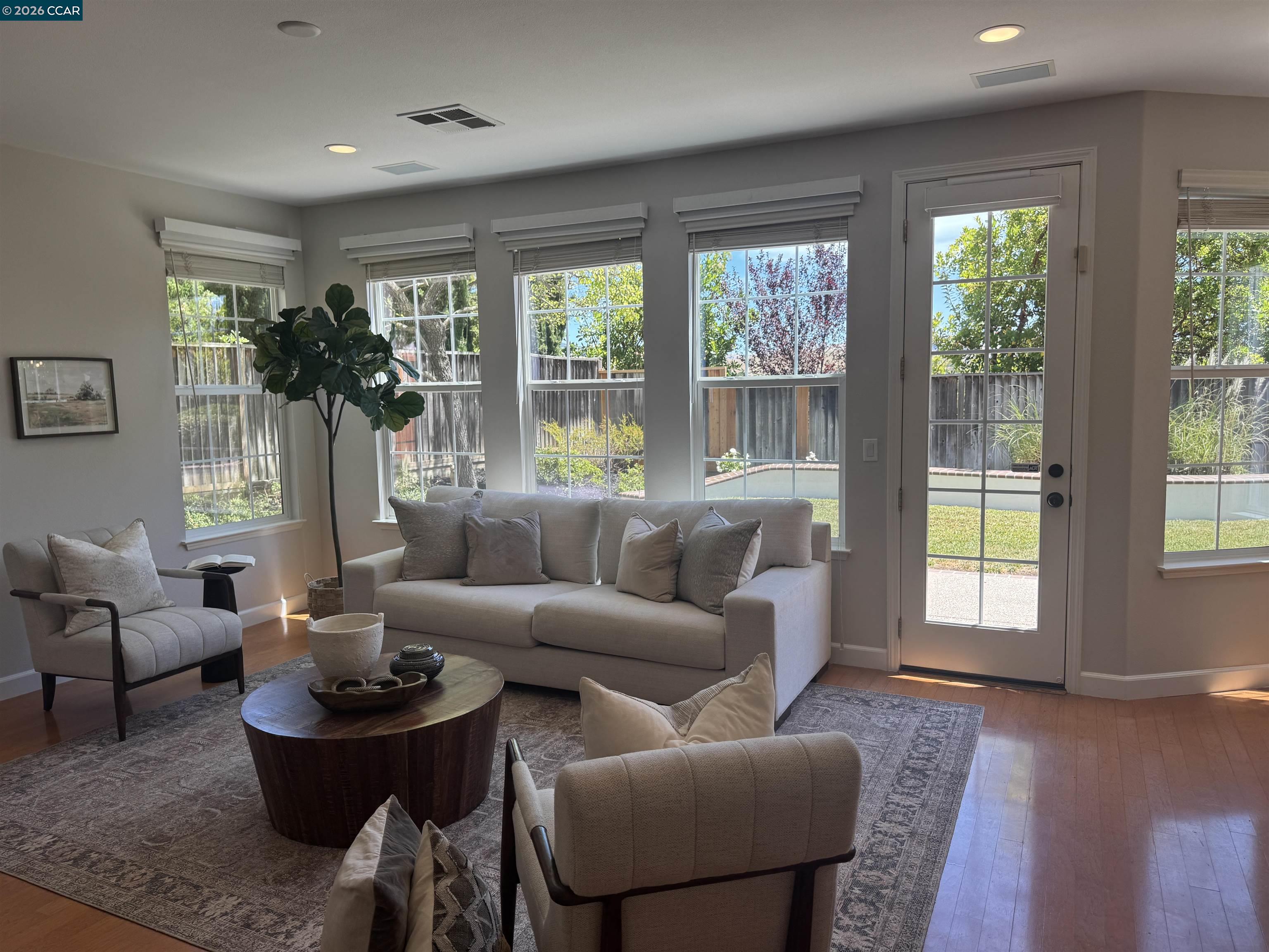 1166 South Chanterella Drive San Ramon, CA 94582 - Photo 9 of 25