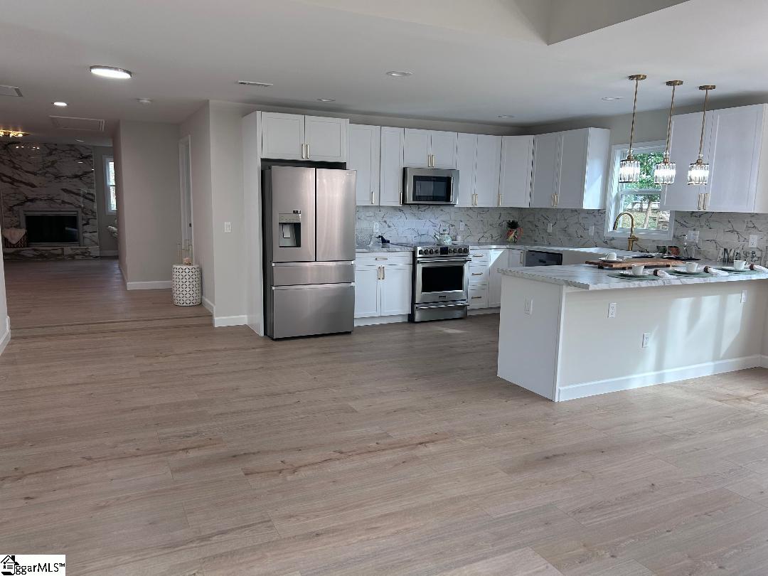 2336 Racing Road Greer, SC 29651 - Photo 11 of 36