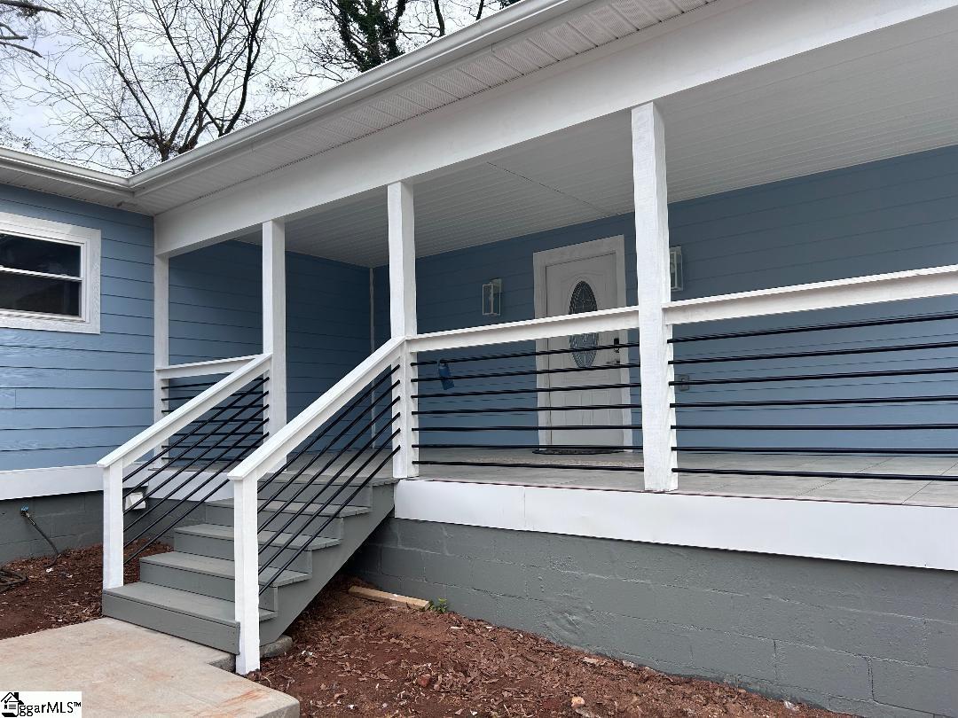 2336 Racing Road Greer, SC 29651 - Photo 2 of 36