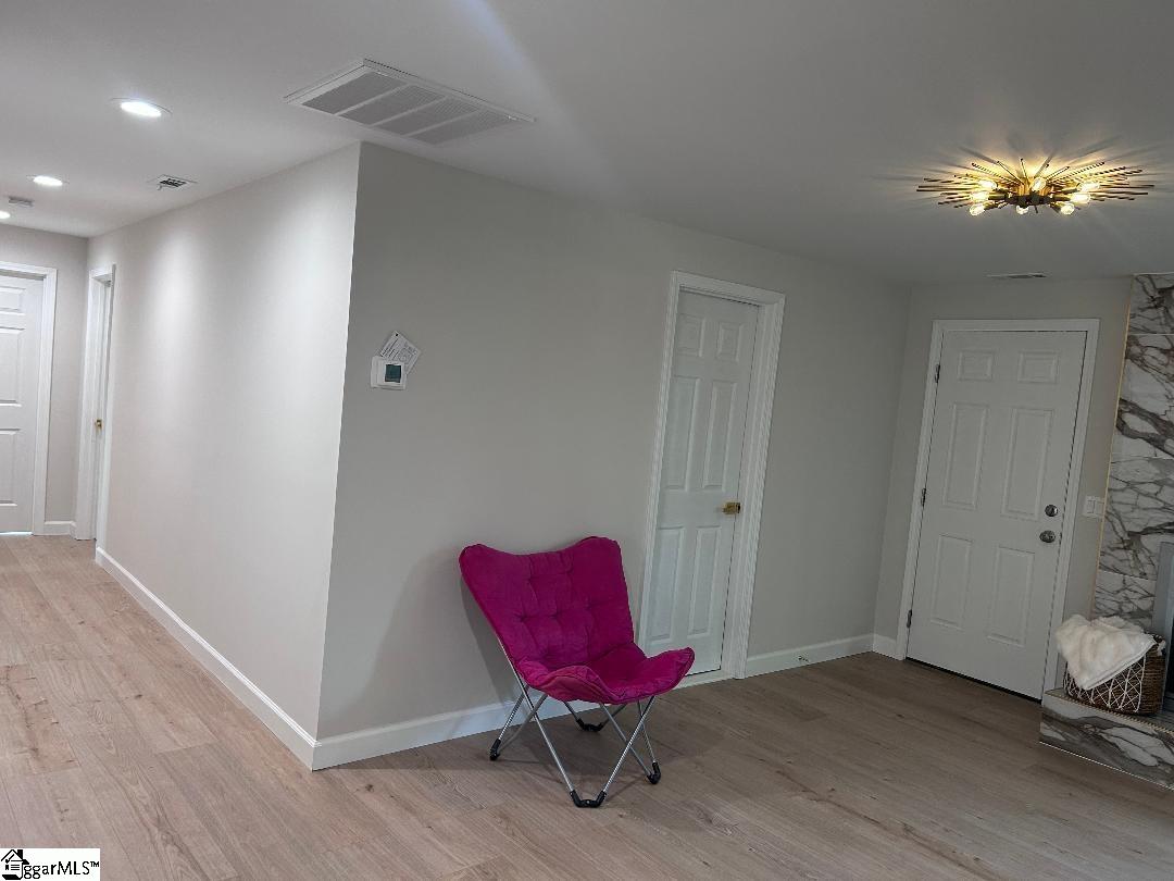 2336 Racing Road Greer, SC 29651 - Photo 9 of 36