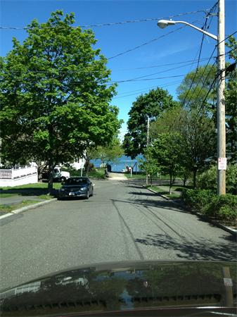 13 Naples Road Salem, MA 01970 - Photo 5 of 24 Gallery Image 5
