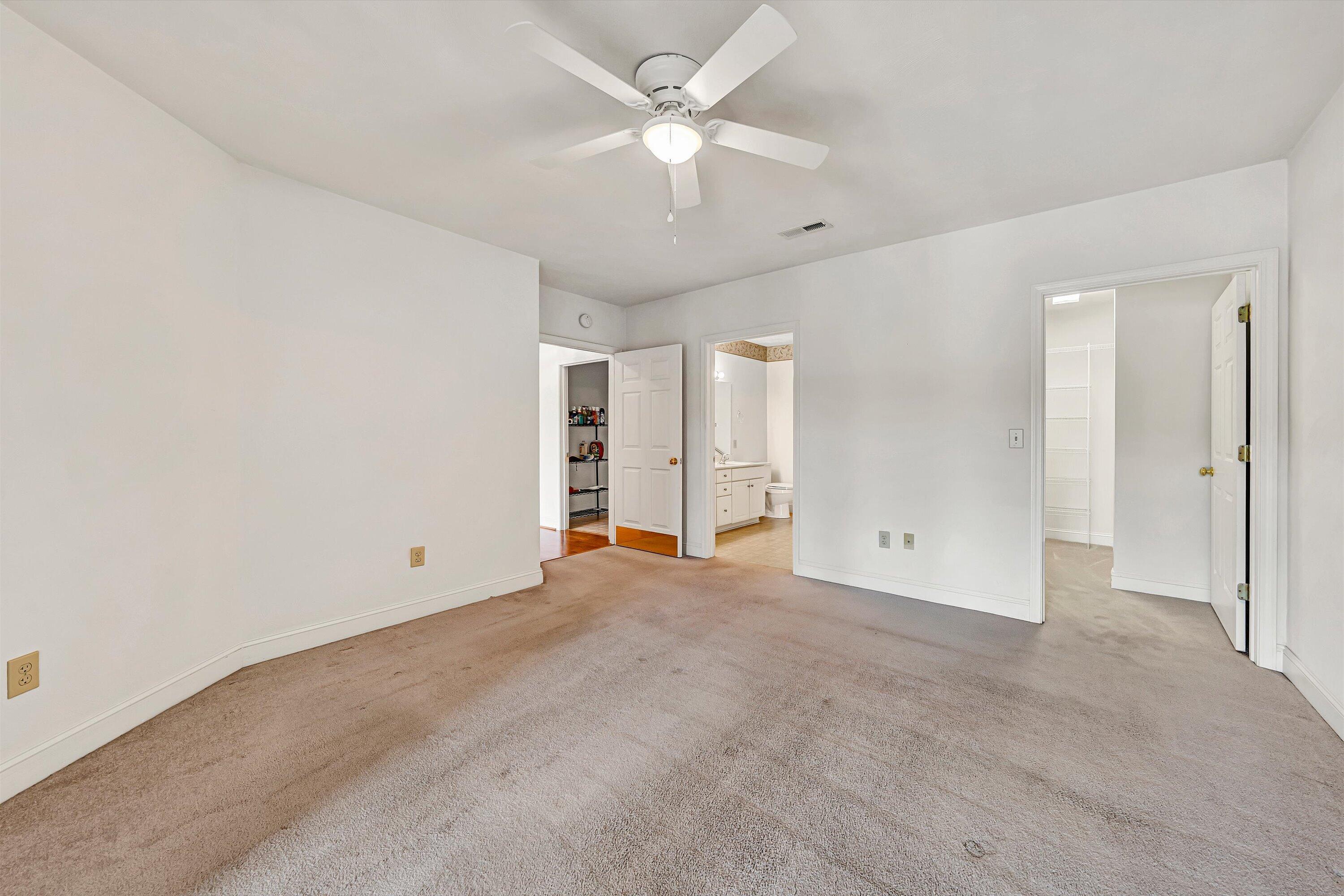 4444 Pheasant Ridge Road, Unit 305 Roanoke, VA 24014 - Photo 19 of 33 19-DSC00289