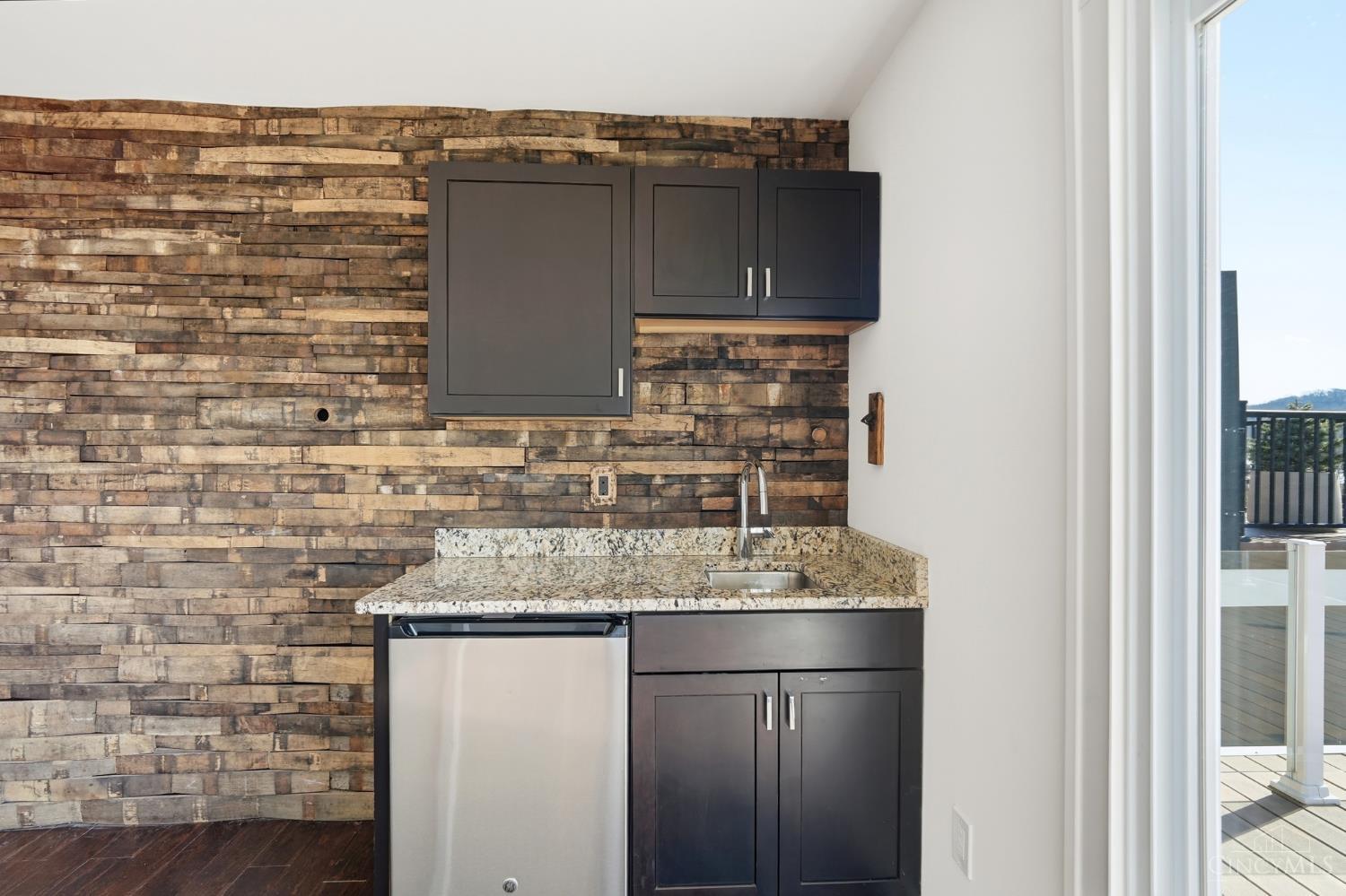 3003 Riverside Drive Cincinnati, OH 45226 - Photo 36 of 65 Gallery Image 36
