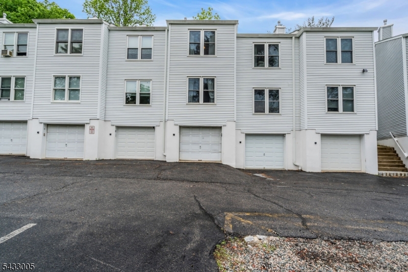 11 Colonial Court, Unit 11 High Bridge, NJ 08829 - Photo 22 of 24