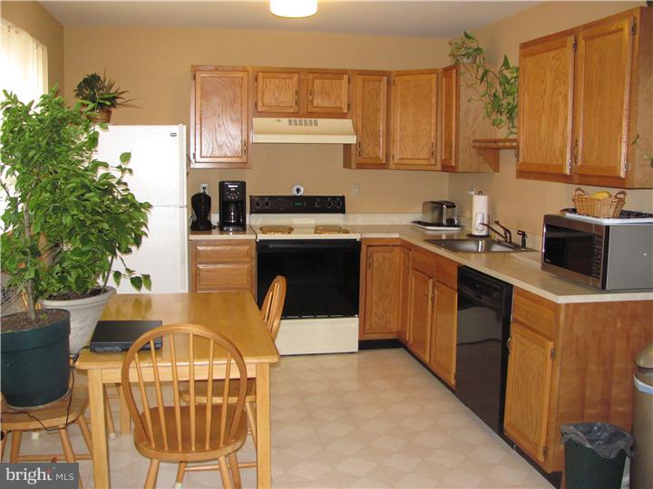 17-1 Cranberry Ridge Reading, PA 19606 - Photo 5 of 13 Gallery Image 5