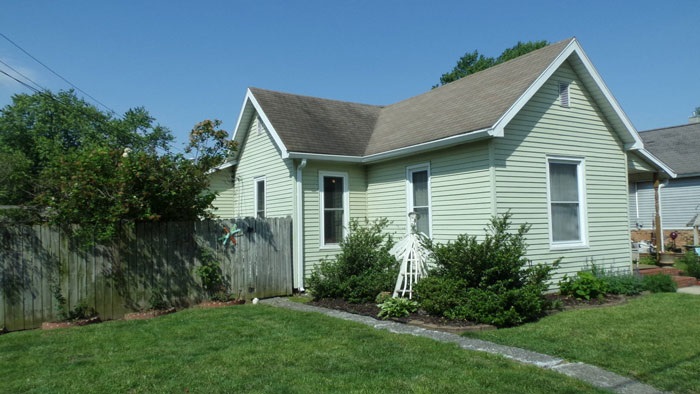 1311 Ritterskamp Avenue Vincennes, IN 47591 - Photo 2 of 17 Gallery Image 2