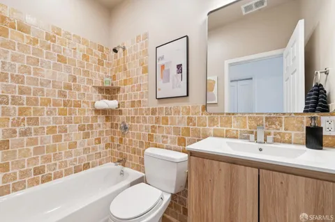 $899,000 | 148 Peralta Avenue, Unit B, San Francisco, CA 94110