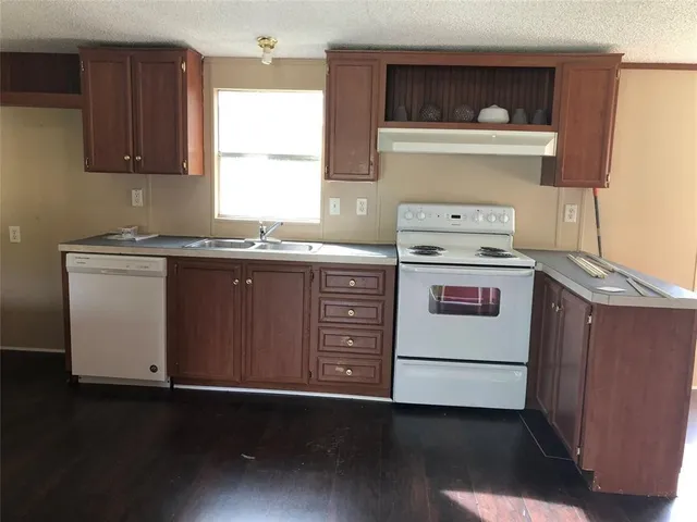 $145,000 | 151 County Road 2801, Cleveland, TX 77327