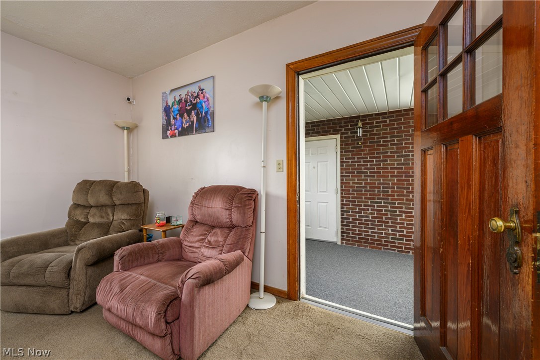 2984 Massillon Road Akron, OH 44312 - Photo 8 of 27