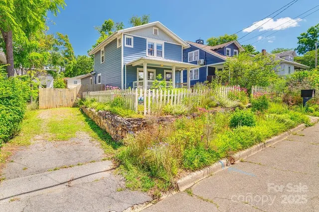 $599,000 | 199 Pennsylvania Avenue, Asheville, NC 28806