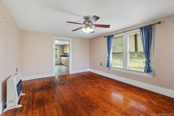 $99,900 | 307 South Welty Avenue, Iowa, LA 70647