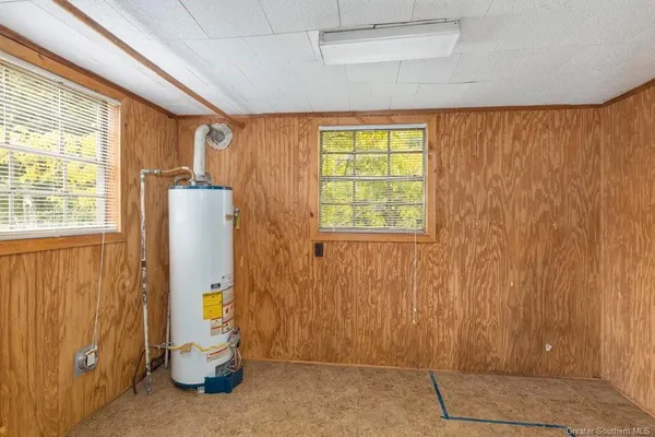 $99,900 | 307 South Welty Avenue, Iowa, LA 70647