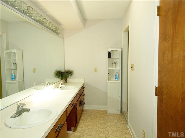 4405 Myrtle Court Raleigh, NC 27604 - Photo 10 of 16