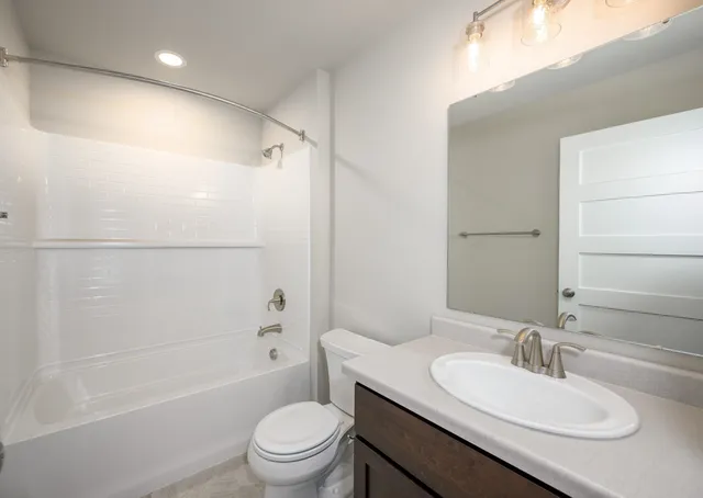 $534,900 | 5902 Saturn Drive, Madison, WI 53718