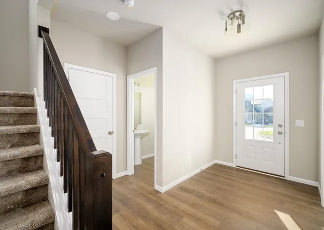 $534,900 | 5902 Saturn Drive, Madison, WI 53718