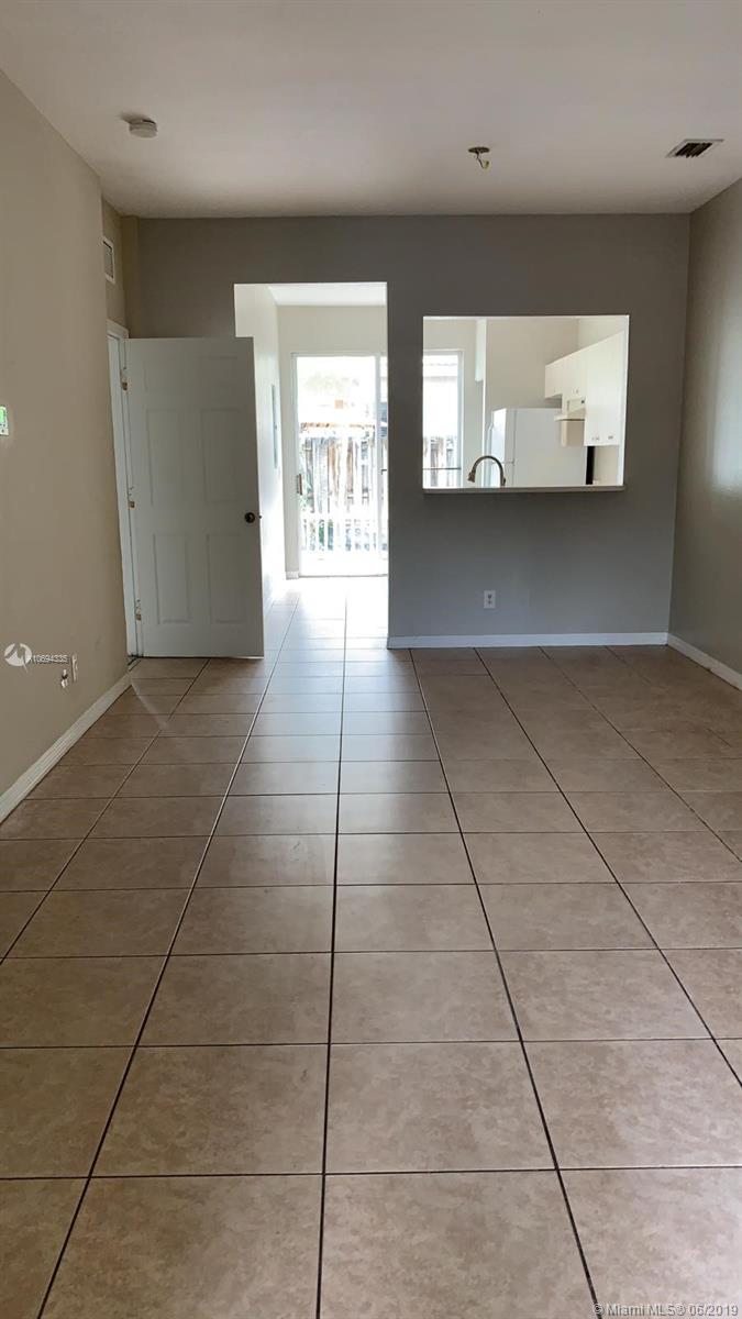 160 Southwest 15th Road, Unit 160 Homestead, FL 33030 - Photo 2 of 9