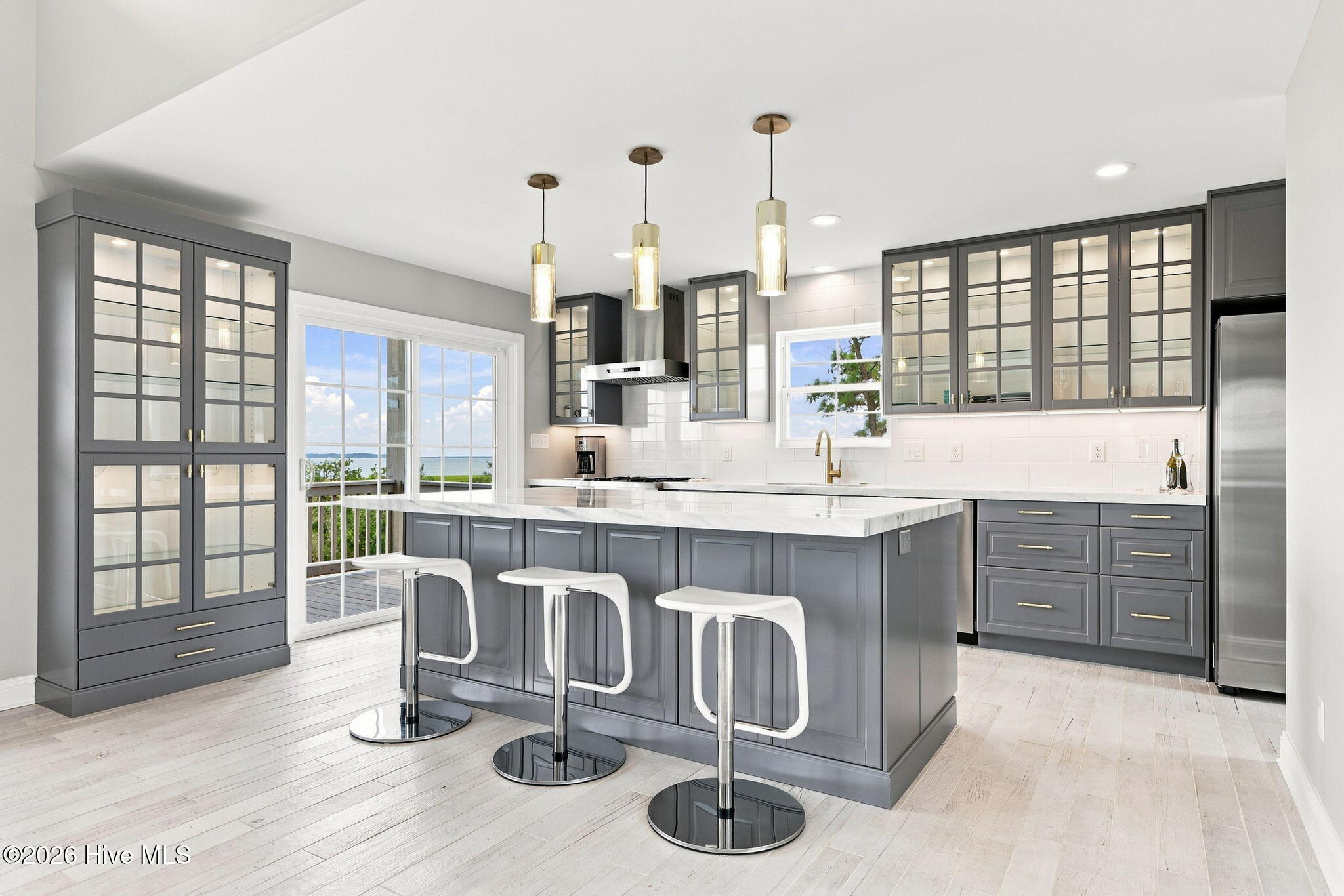 404 Perkins Road Beaufort, NC 28516 - Photo 7 of 49 Gallery Image 7