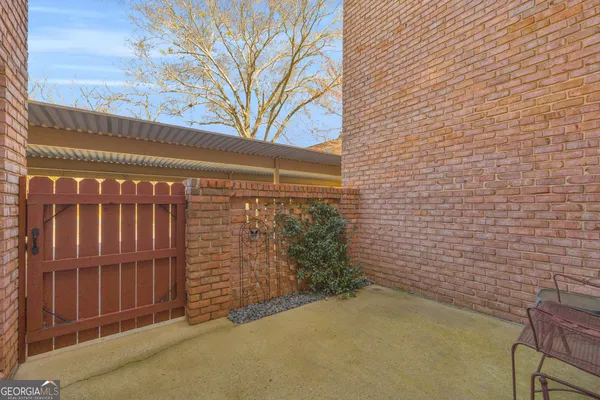 $289,000 | 29 North Stratford Drive, Athens, GA 30605